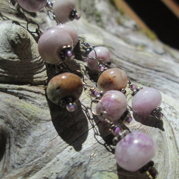 Lepidolite chrystal earrings - Picture 3 of 5
